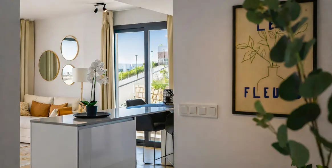 Sale of ground floor apartment in Estepona 9