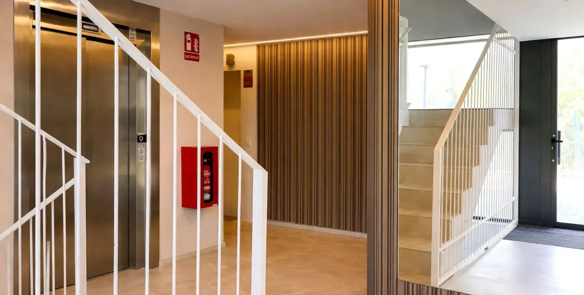 Sale of ground floor apartment in Estepona 14