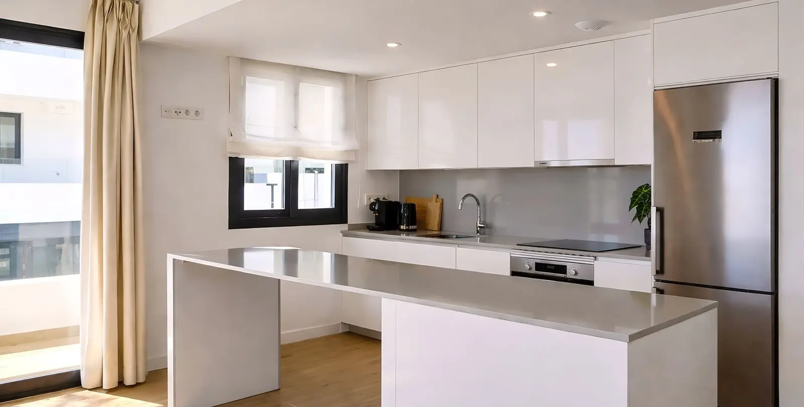 Sale of ground floor apartment in Estepona 4