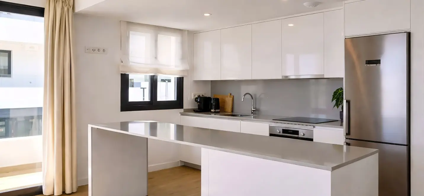 Sale of ground floor apartment in Estepona 3