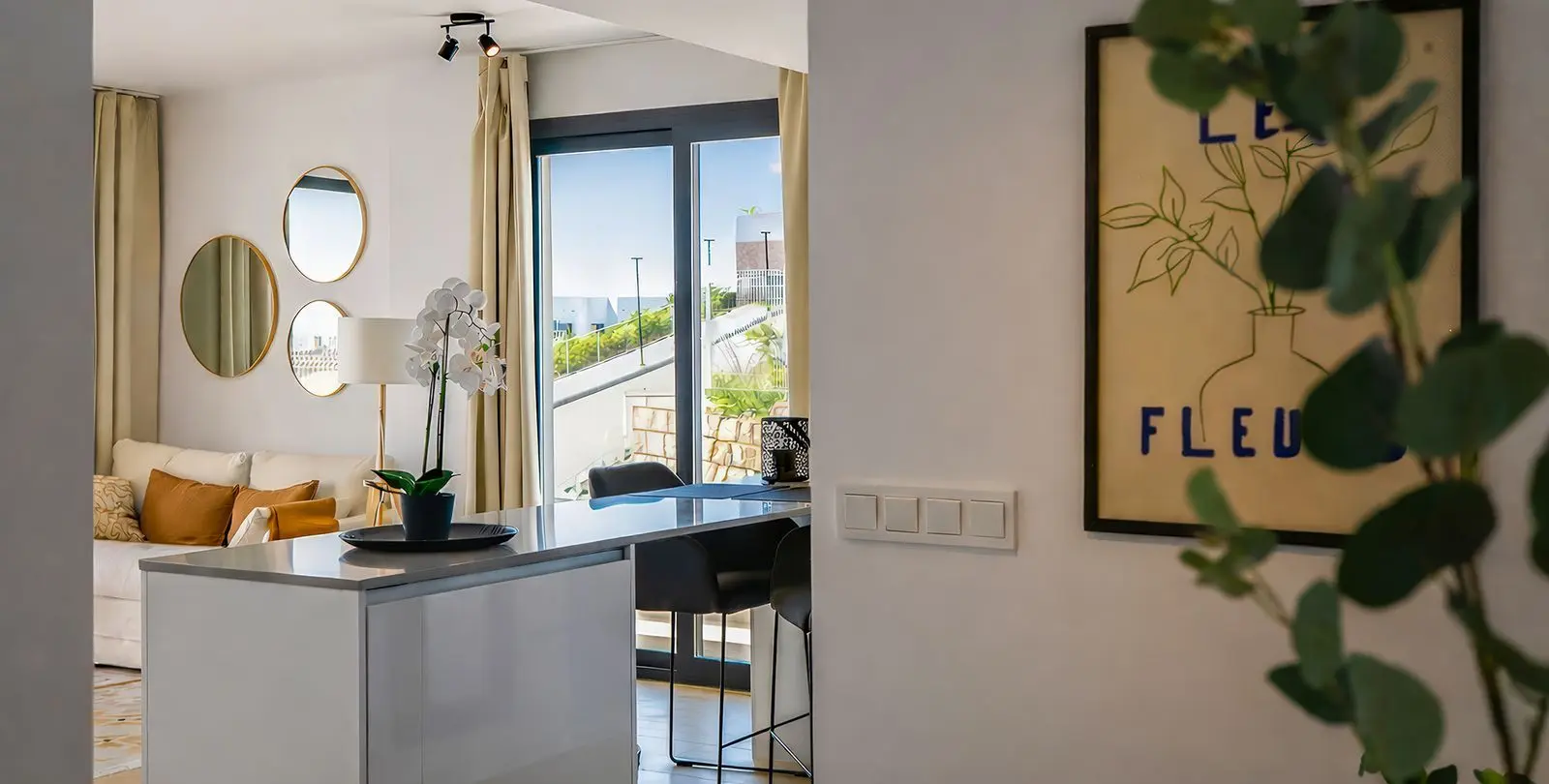 Sale of ground floor apartment in Estepona 9