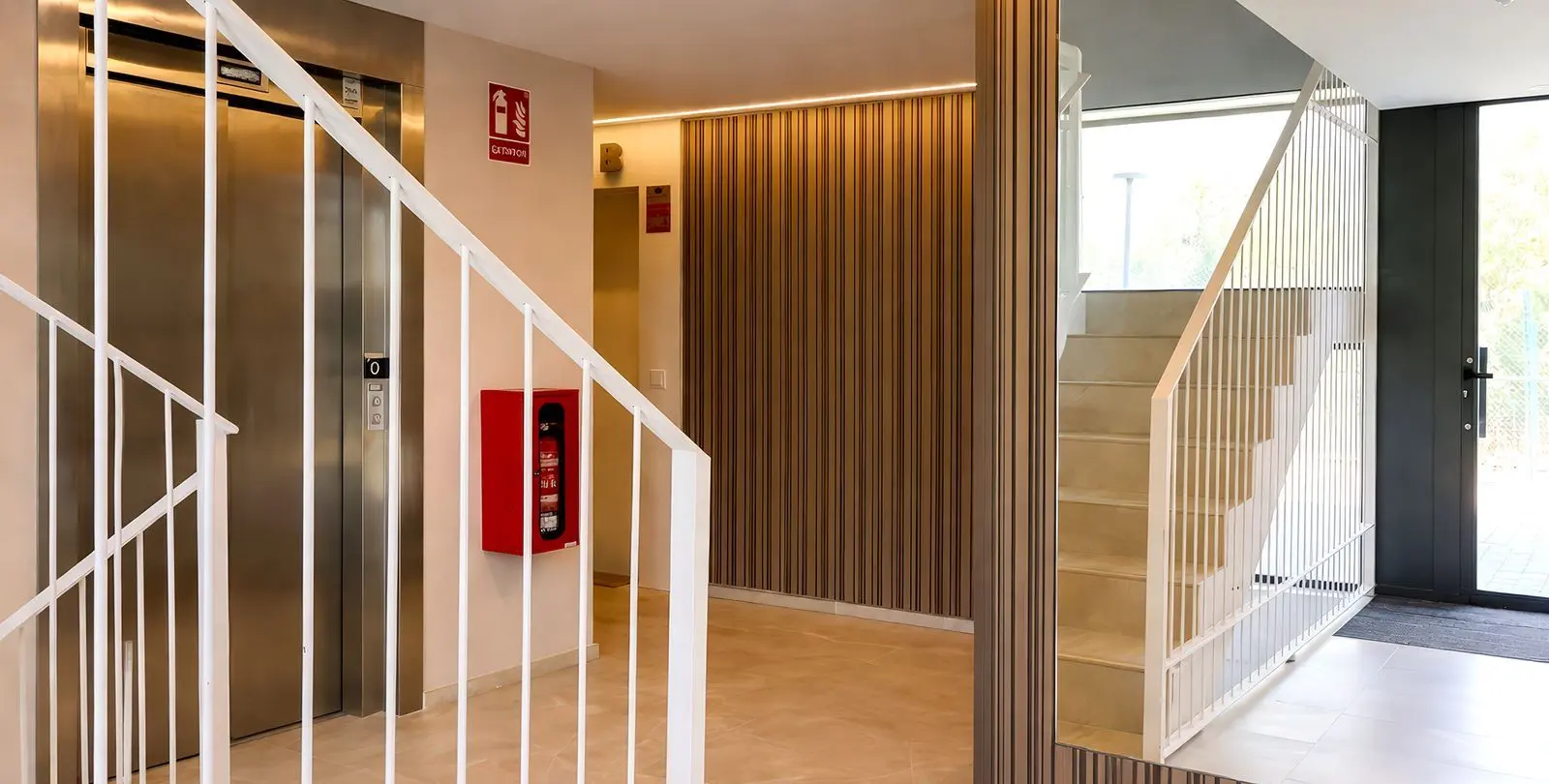 Sale of ground floor apartment in Estepona 14