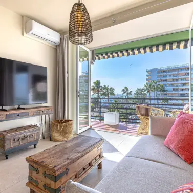 Sale of middle floor apartment in Marbella