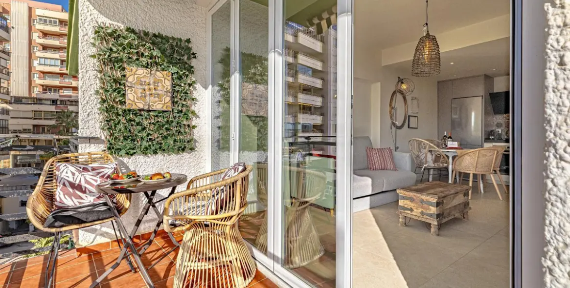 Venta de apartamento en planta media en Marbella 3