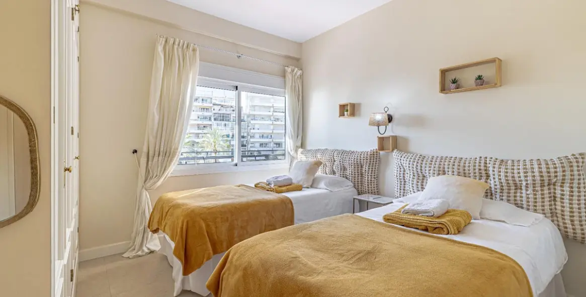 Venta de apartamento en planta media en Marbella 15