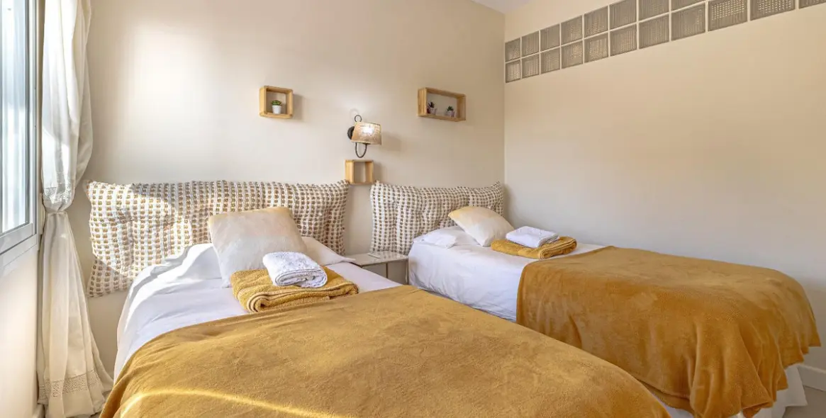 Venta de apartamento en planta media en Marbella 17