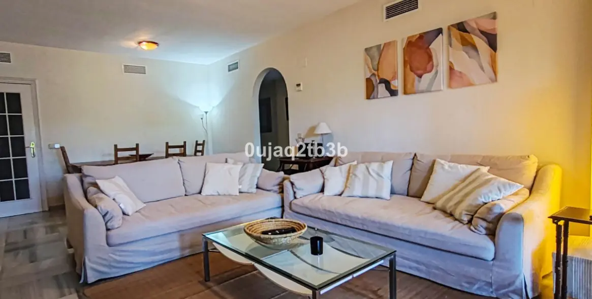 Продажа апартаментов на первом этаже в Nagüeles 3