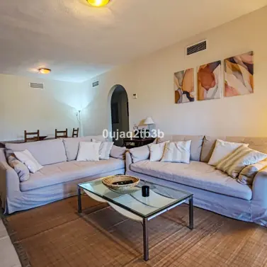 Продажа апартаментов на первом этаже в Nagüeles