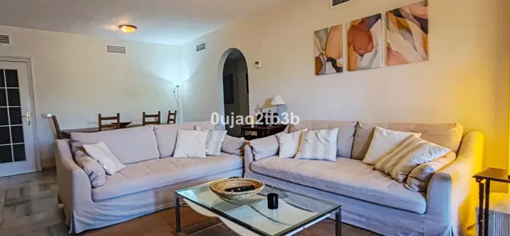 Продажа апартаментов на первом этаже в Nagüeles 2