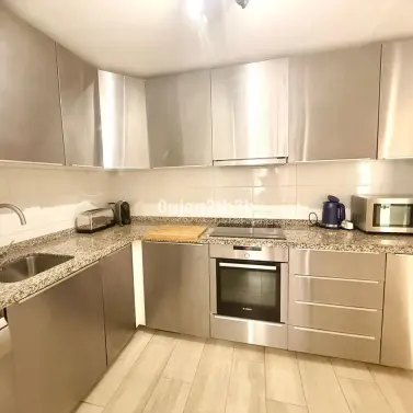 Продажа апартаментов на первом этаже в Nagüeles