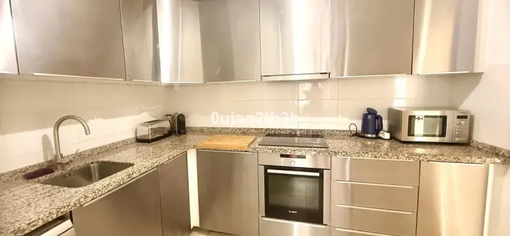 Продажа апартаментов на первом этаже в Nagüeles 3