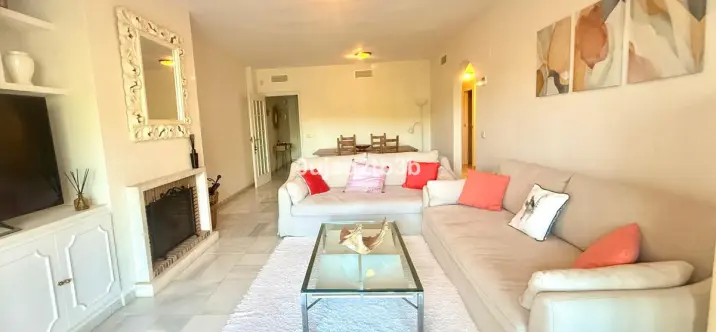 Продажа апартаментов на первом этаже в Nagüeles 4