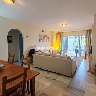 Продажа апартаментов на первом этаже в Nagüeles