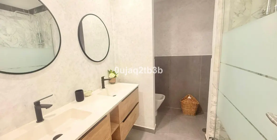 Продажа апартаментов на первом этаже в Nagüeles 15