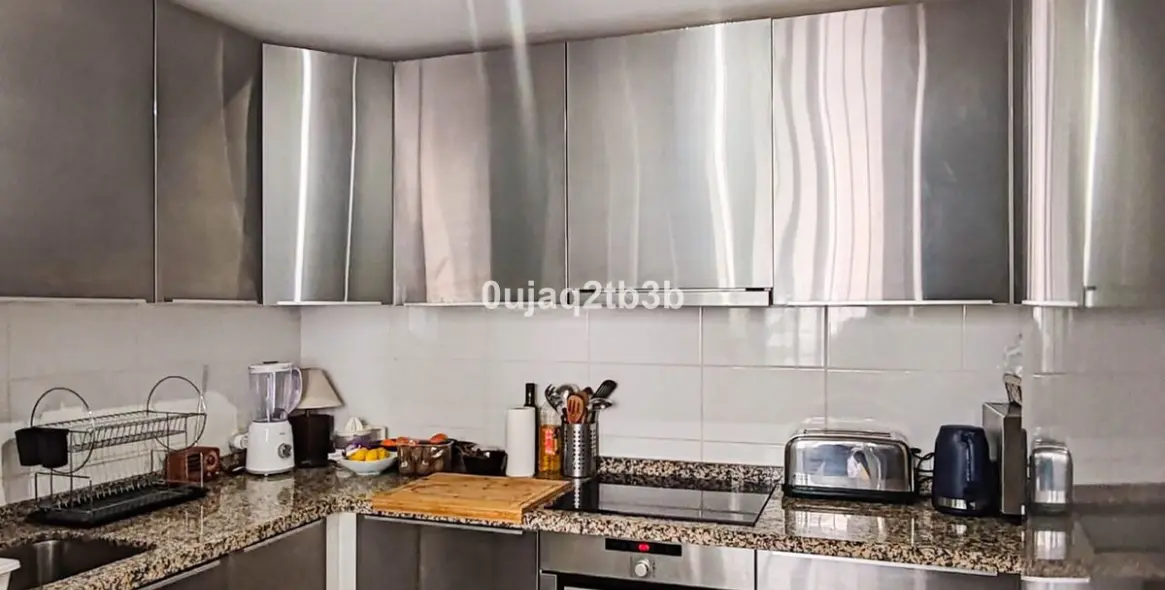 Продажа апартаментов на первом этаже в Nagüeles 31