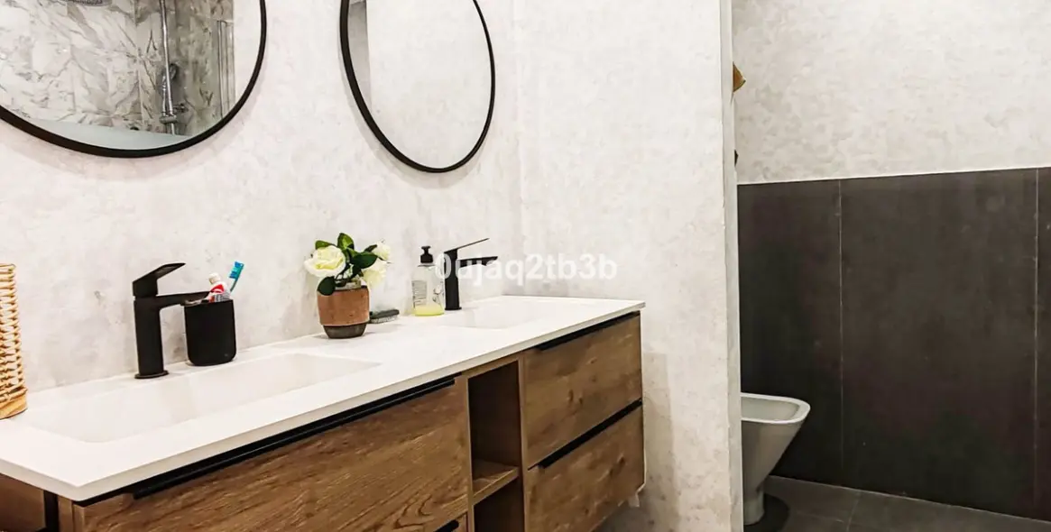 Продажа апартаментов на первом этаже в Nagüeles 37