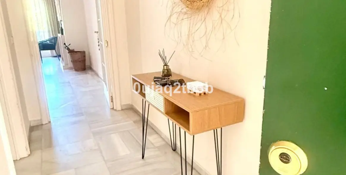 Продажа апартаментов на первом этаже в Nagüeles 39