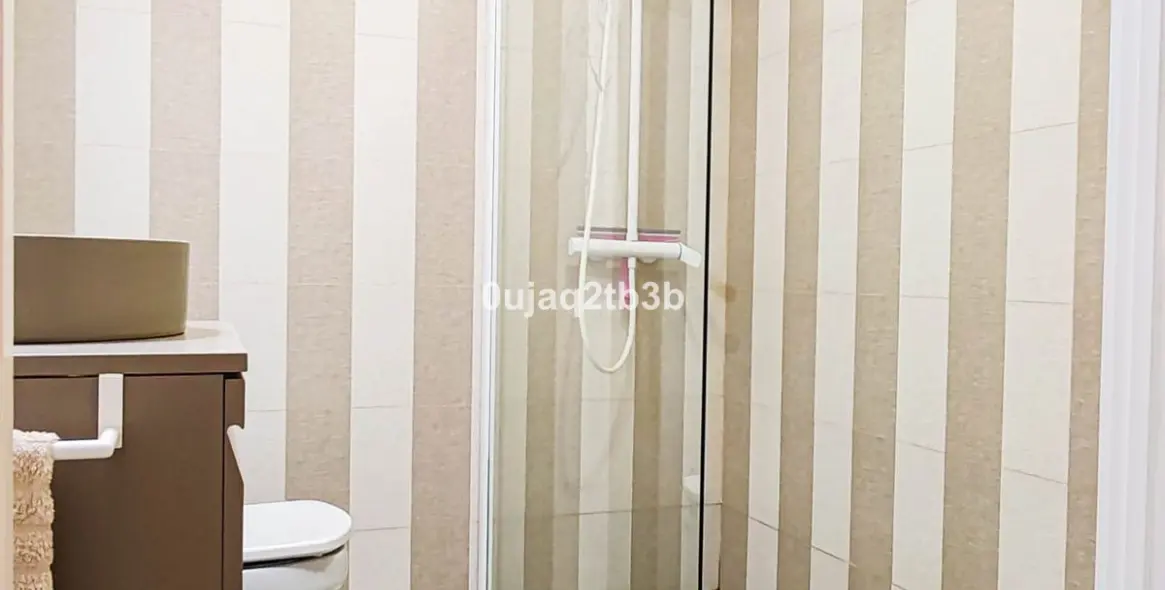 Продажа апартаментов на первом этаже в Nagüeles 43