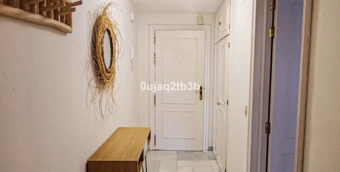 Продажа апартаментов на первом этаже в Nagüeles 53