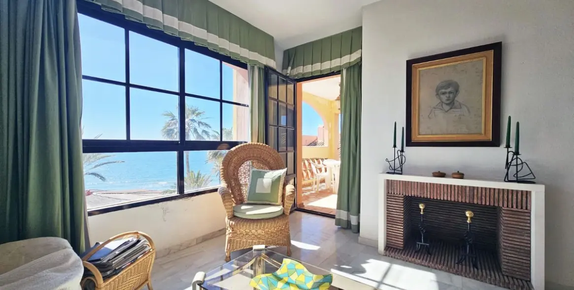 Venta de ático en Calahonda 3