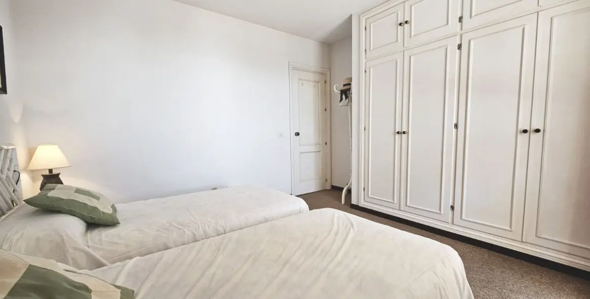 Venta de ático en Calahonda 9