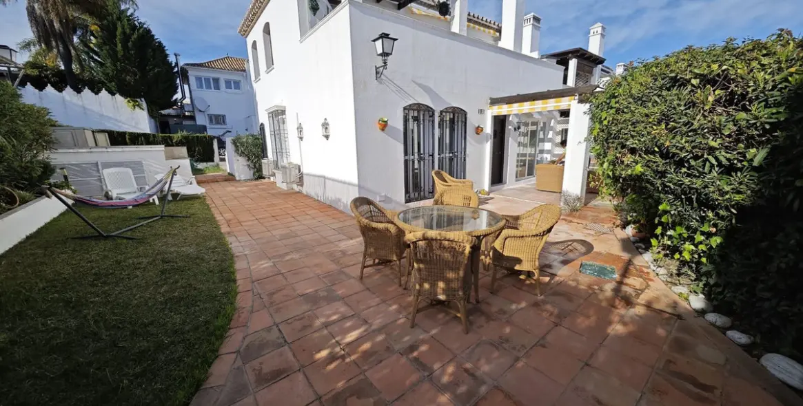 Продажа апартаментов на первом этаже в Benamara 1