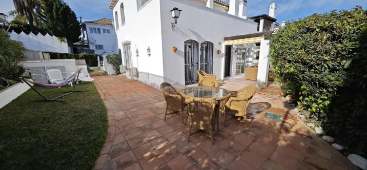 Продажа апартаментов на первом этаже в Benamara 0