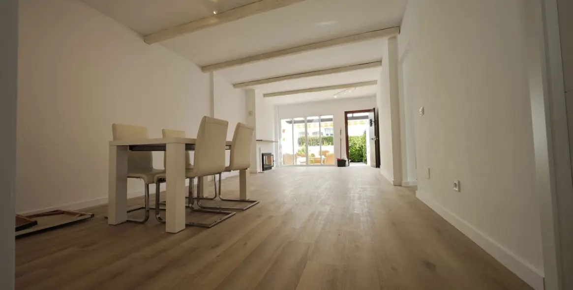 Продажа апартаментов на первом этаже в Benamara 7