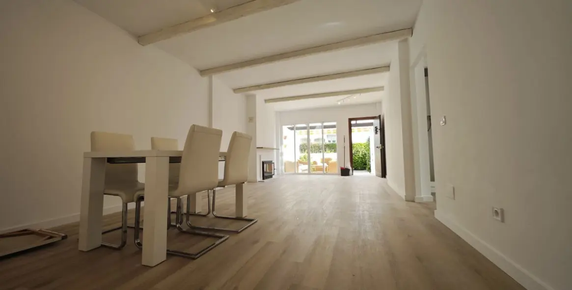 Продажа апартаментов на первом этаже в Benamara 9