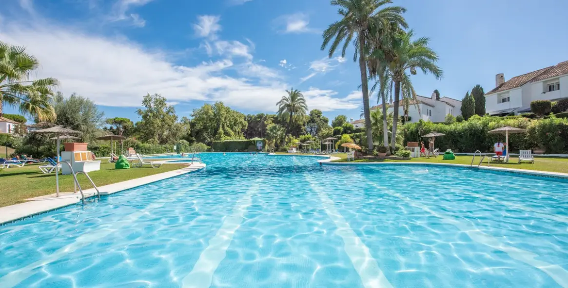 Продажа апартаментов на первом этаже в Benamara 27