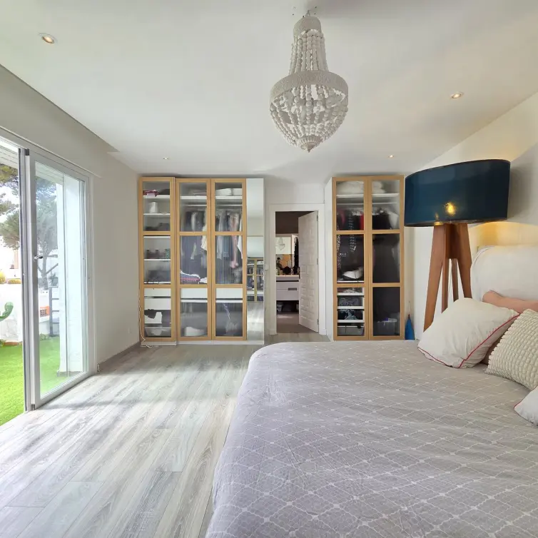 Sale of townhouse in Nueva Andalucía