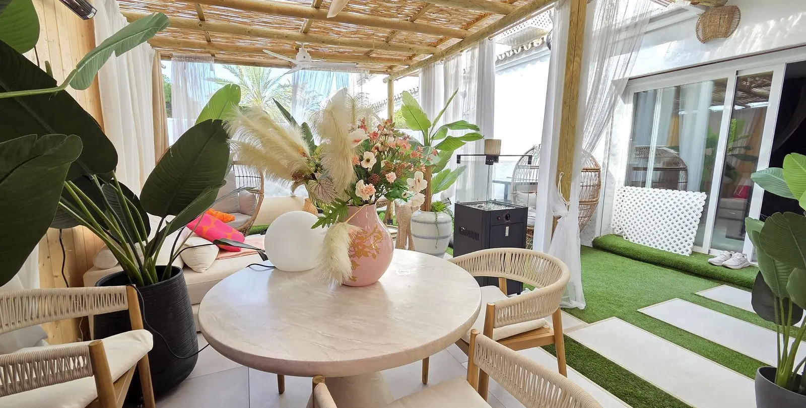 Sale of townhouse in Nueva Andalucía 13