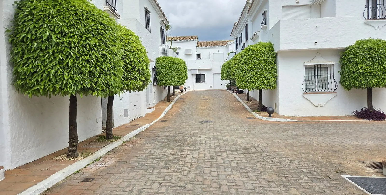 Sale of townhouse in Nueva Andalucía 30