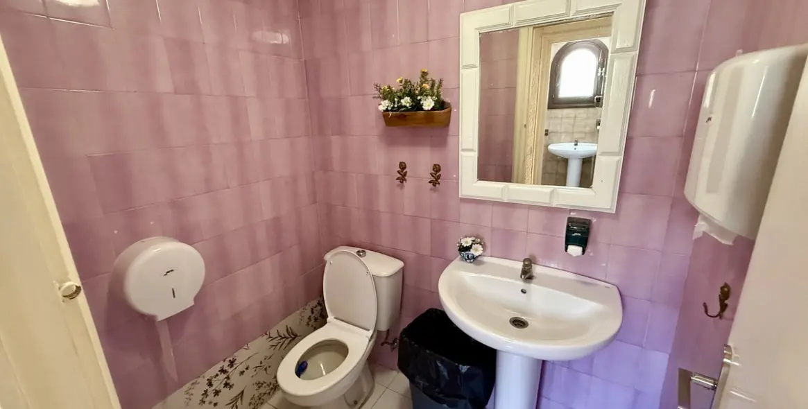 Sale of restaurant in Marbella 28