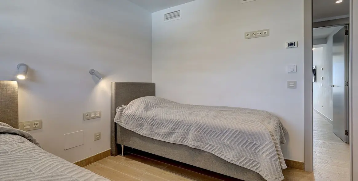 Venta de apartamento en planta media en Fuengirola 20