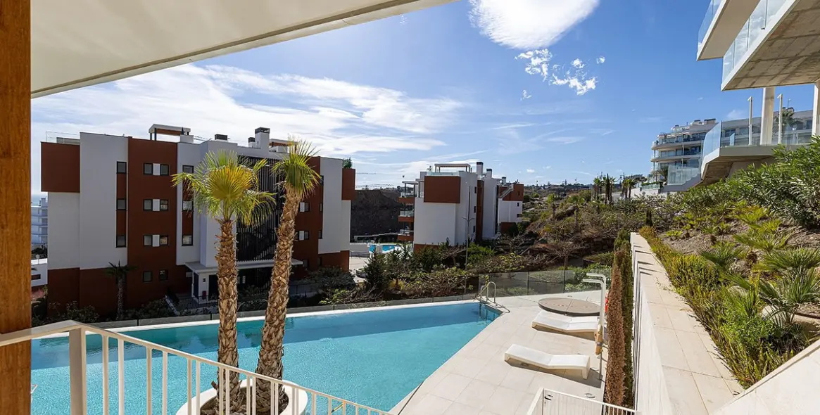 Venta de apartamento en planta media en Fuengirola 27