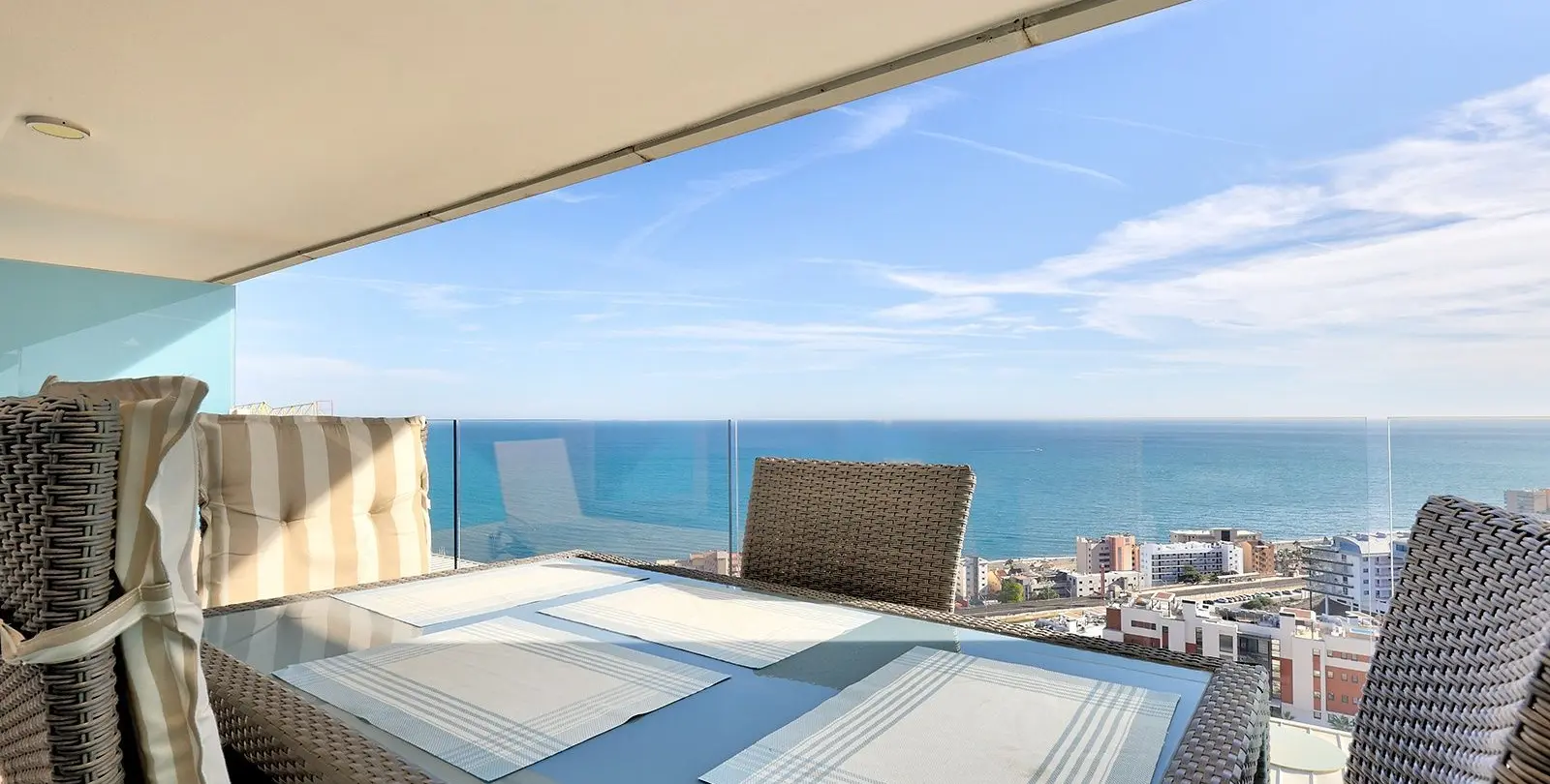 Продажа апартаментов на среднем этаже в Fuengirola 1