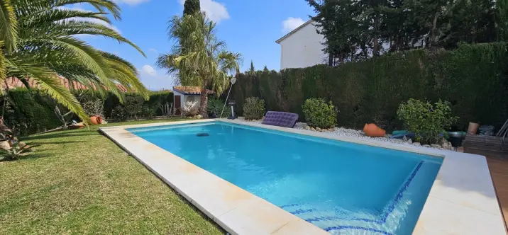 Sale of detached villa in Alhaurín de la Torre 2