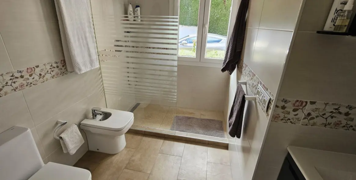 Sale of detached villa in Alhaurín de la Torre 24