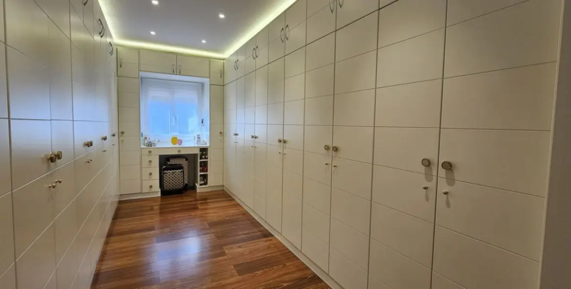 Sale of detached villa in Alhaurín de la Torre 34