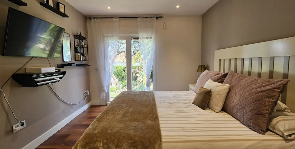 Sale of detached villa in Alhaurín de la Torre 35