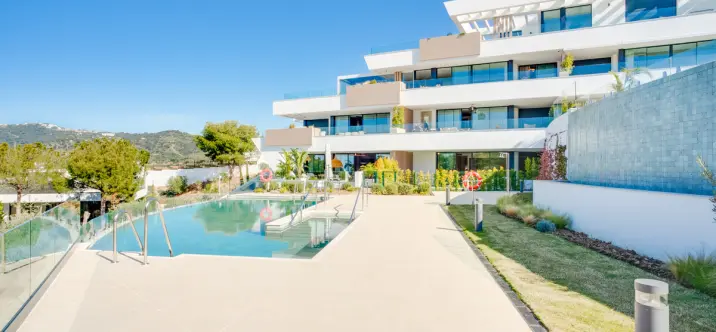 Venta de apartamento en planta baja en Artola 0