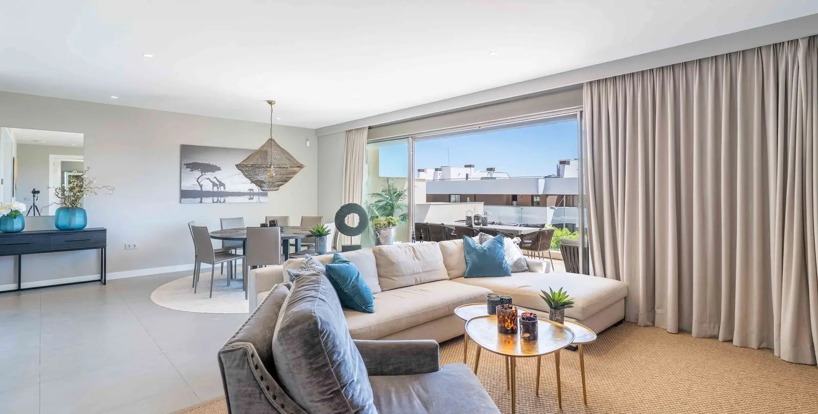 Sale of penthouse in Estepona 6