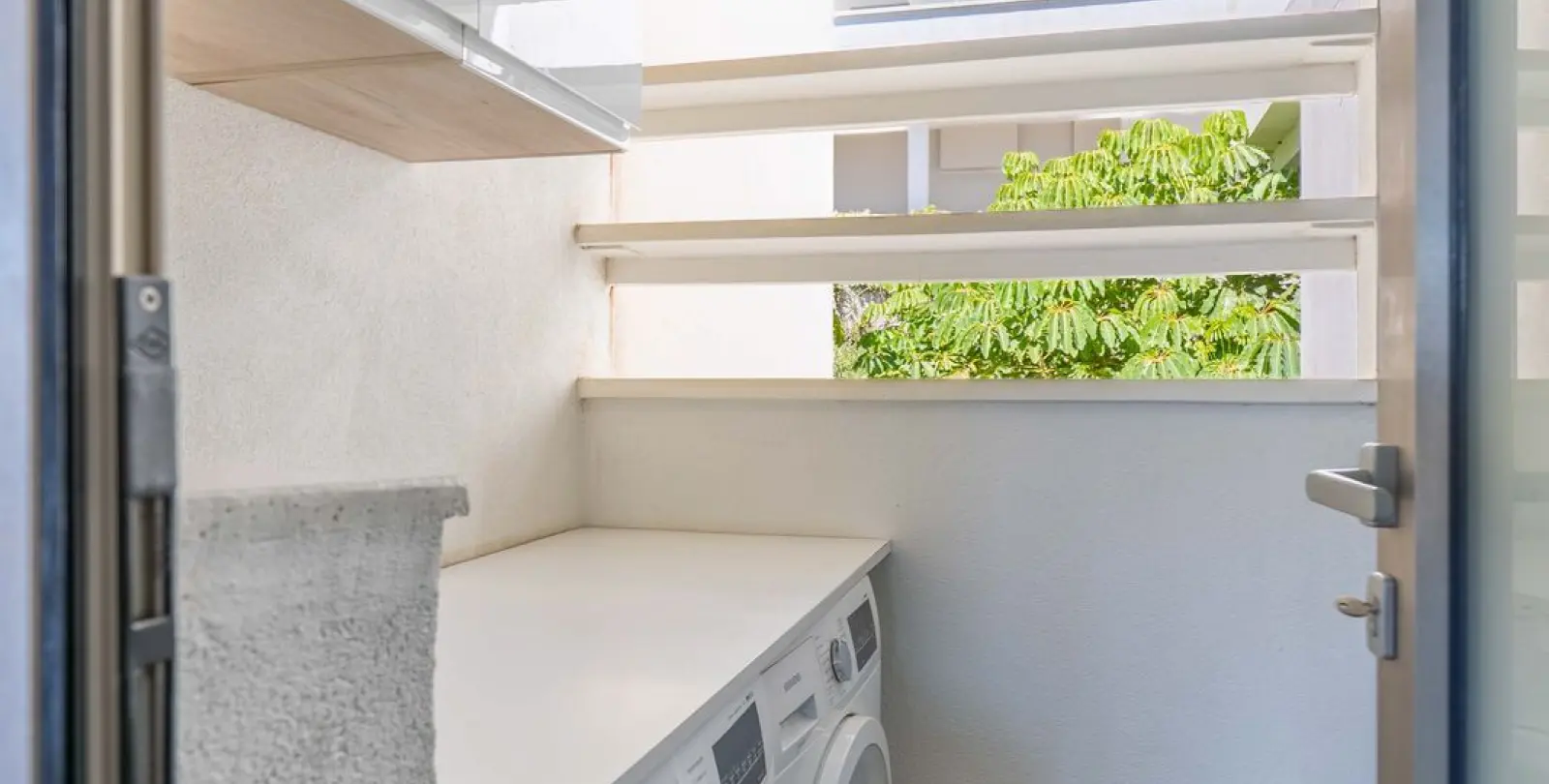 Sale of penthouse in Estepona 29