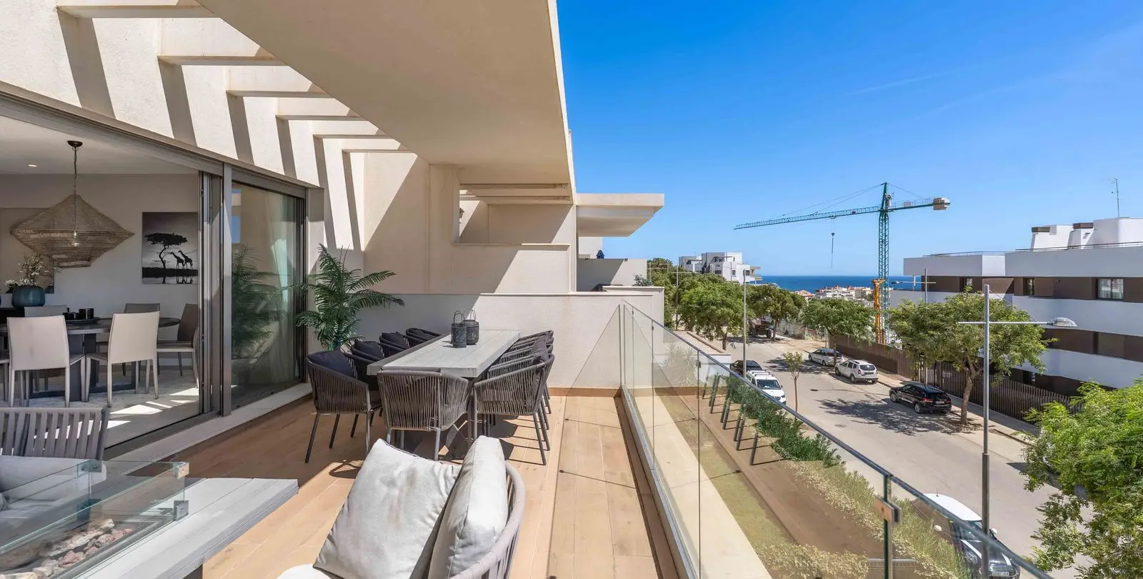 Sale of penthouse in Estepona 34