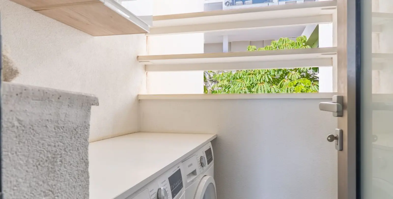 Sale of penthouse in Estepona 49