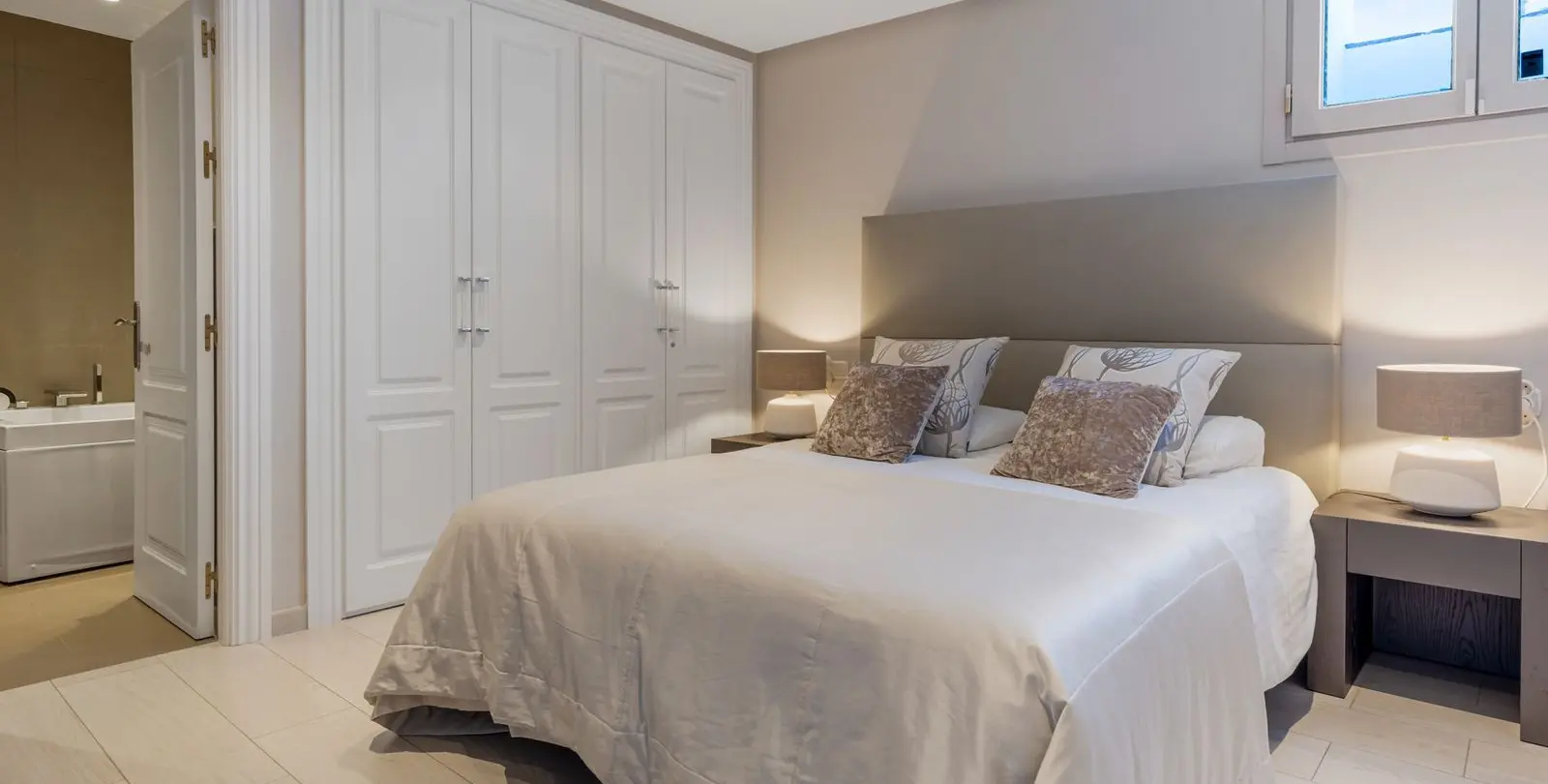 Sale of townhouse in La Heredia 18