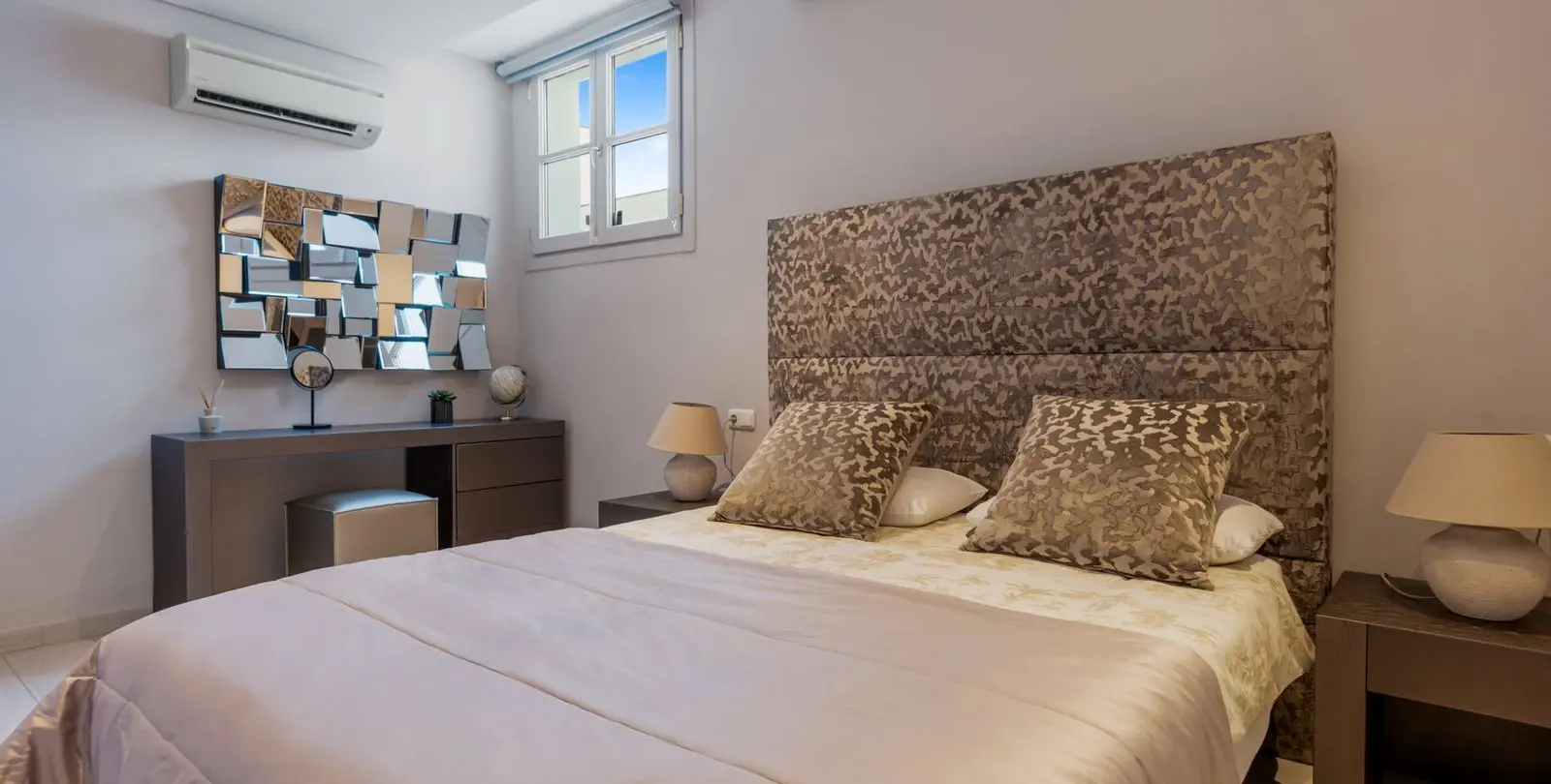 Sale of townhouse in La Heredia 21