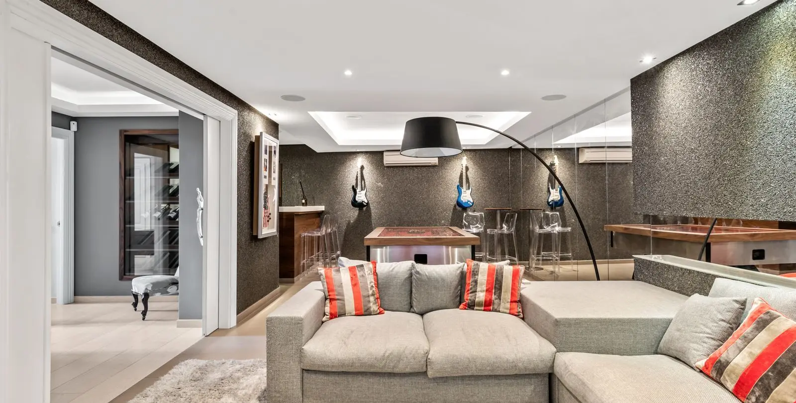 Sale of townhouse in La Heredia 26