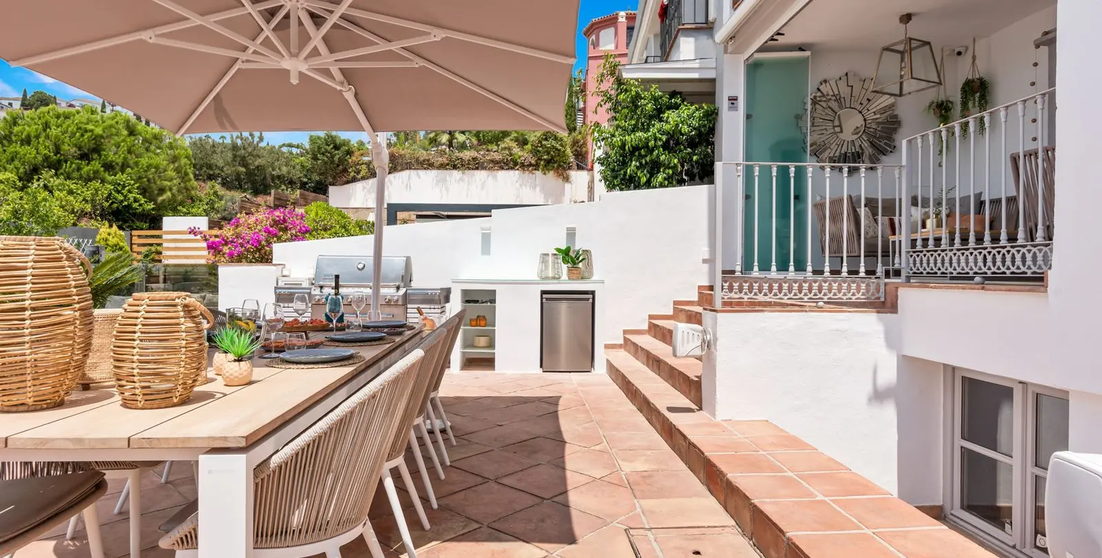 Sale of townhouse in La Heredia 28
